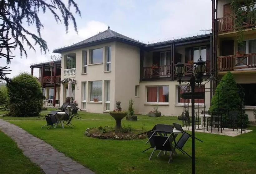 ホテル Hostellerie Saint Clément