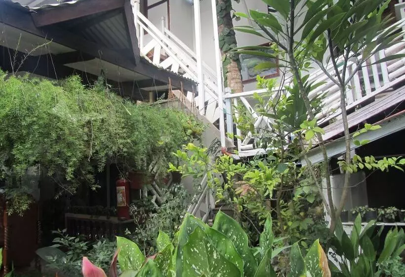 فندق Islandfront Cottages