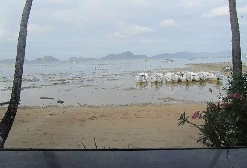 فندق Islandfront Cottages