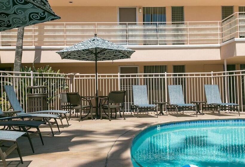 فندق La Jolla Riviera Inn