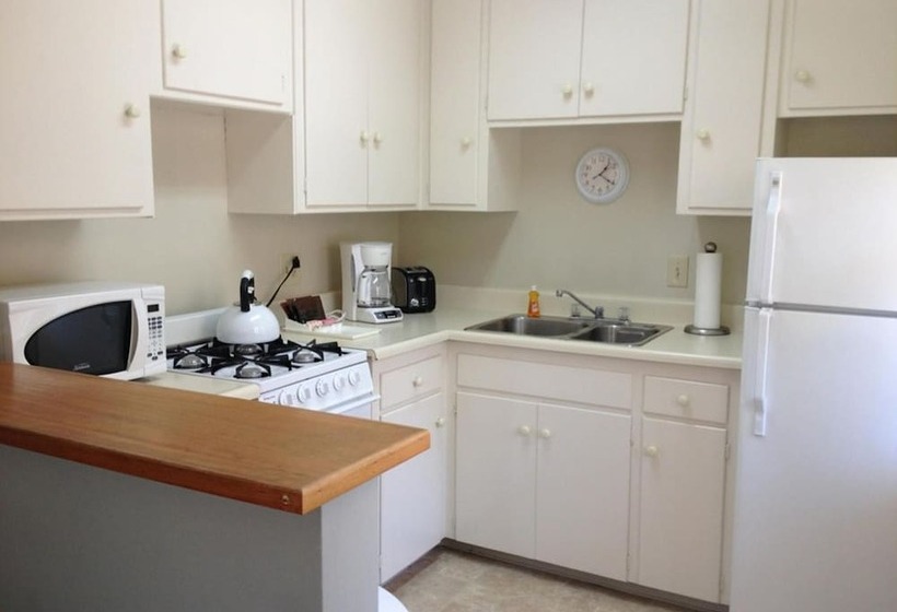 فندق La Jolla Riviera Inn