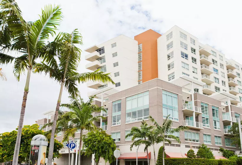 Szálloda Sky City Suites at Midtown