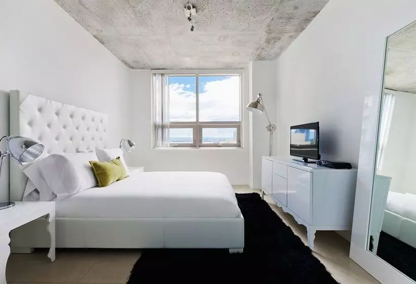 Szálloda Sky City Suites at Midtown