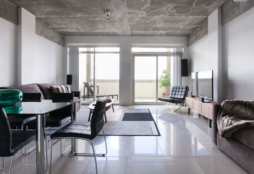 酒店 Sky City Suites at Midtown