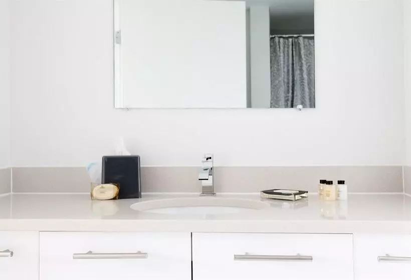 Szálloda Sky City Suites at Midtown