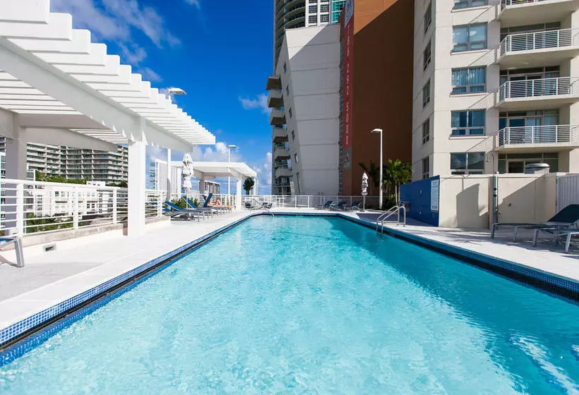 Szálloda Sky City Suites at Midtown