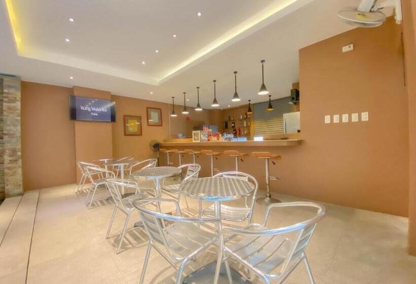 Отель Valentinos