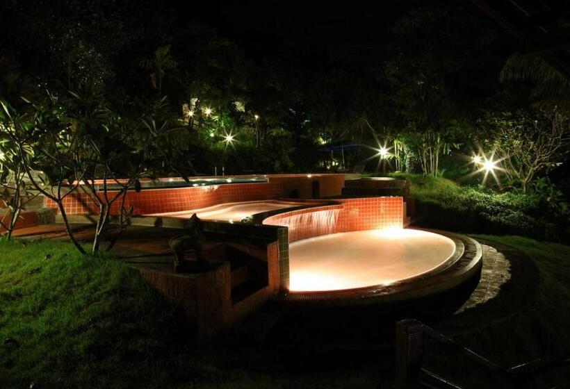 Koh Mak Buri Hut Natural Resort