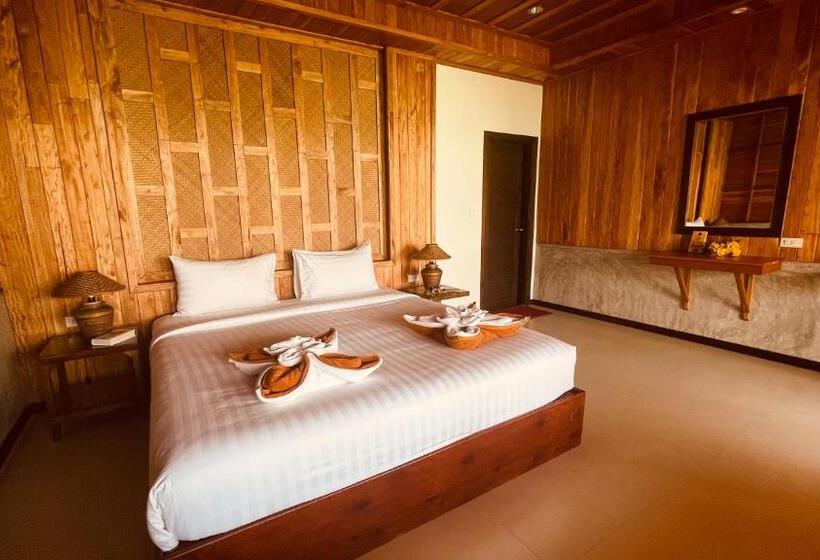 Koh Tao Relax Freedom Beach Resort