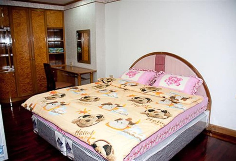 Lotus Condo Downtown