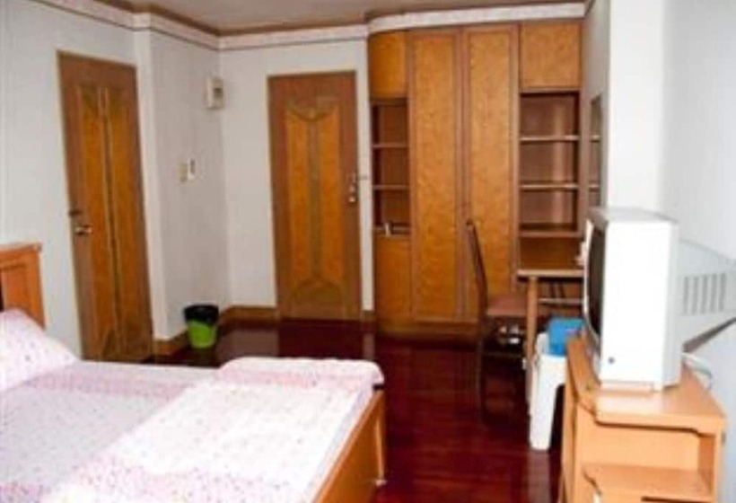 Lotus Condo Downtown