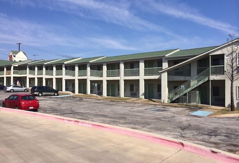 מוטל Americas Best Value Inn Arlington