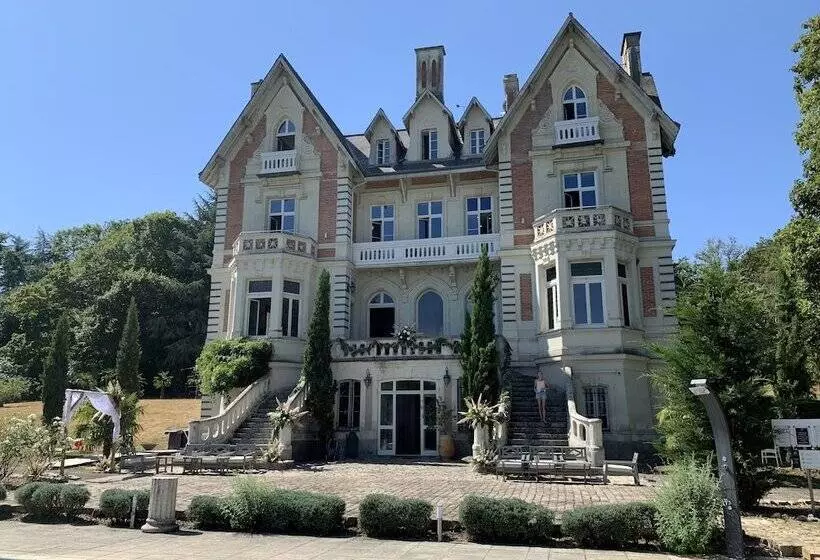 Пансион Le Château Des Forges