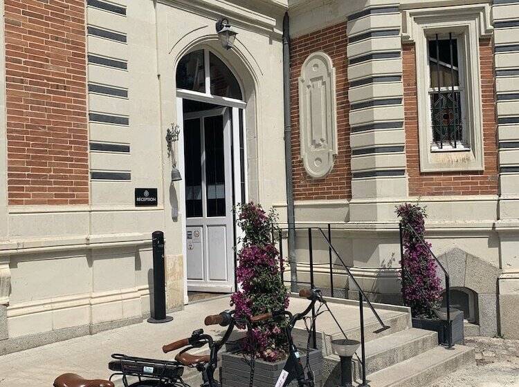 پانسیون Le Château Des Forges