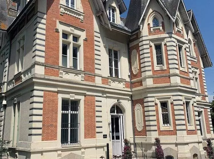 Пансион Le Château Des Forges