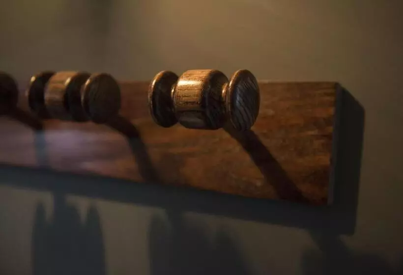 پانسیون Judges Court