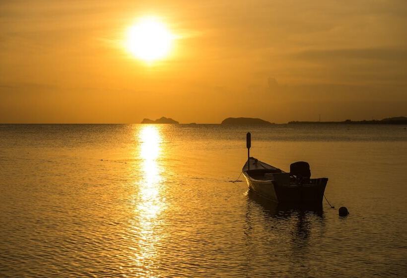 אתר נופש Neptune's Villa