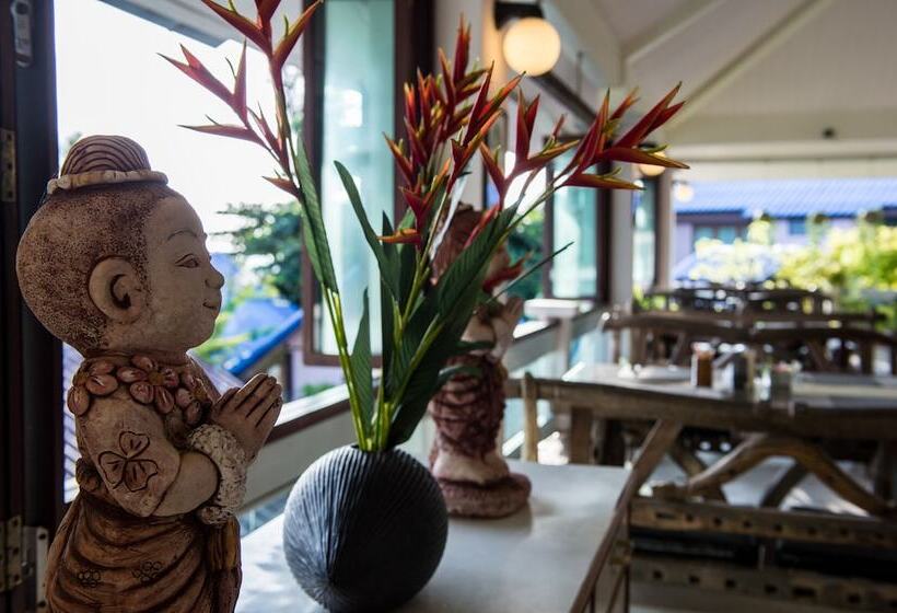 אתר נופש Neptune's Villa