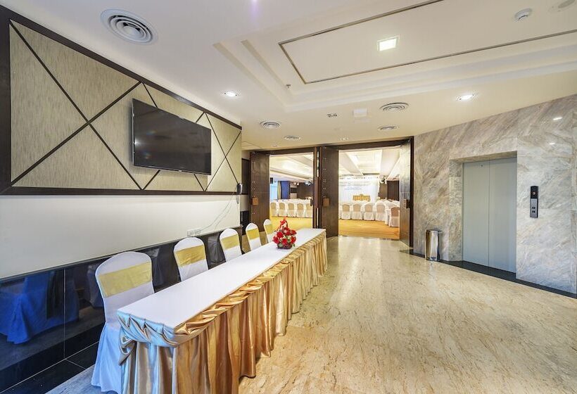 בית מלון כפרי Buri Sriphu