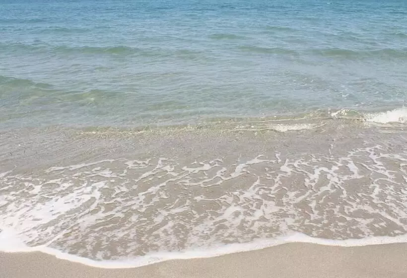 هتل Chambres D Hôtes Le Clos Des Oliviers