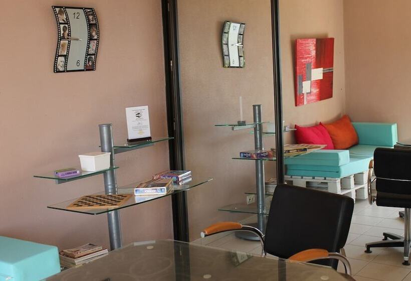 هتل Chambres D Hôtes Le Clos Des Oliviers