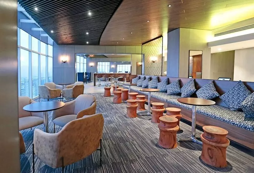 酒店 Doubletree By Hilton Santiago Kennedy