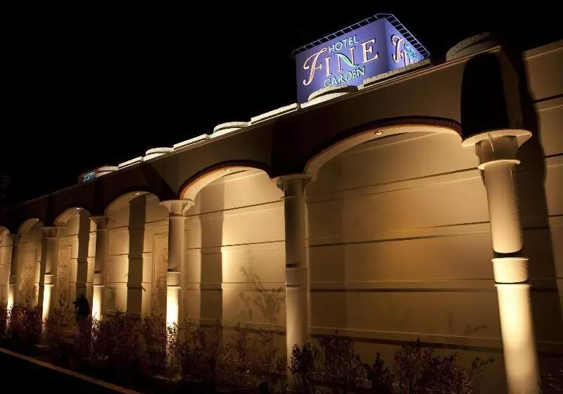 ホテル Fine Garden Suzuka