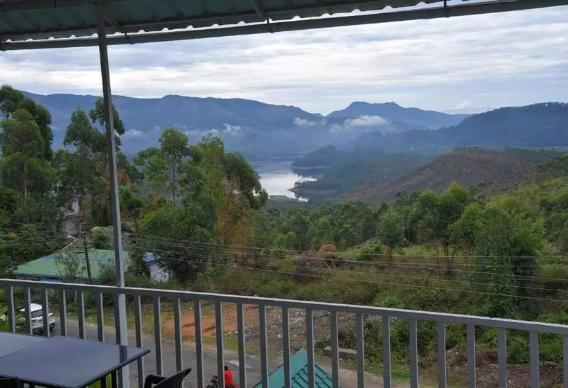 ホテル Lakezone Holiday Resort