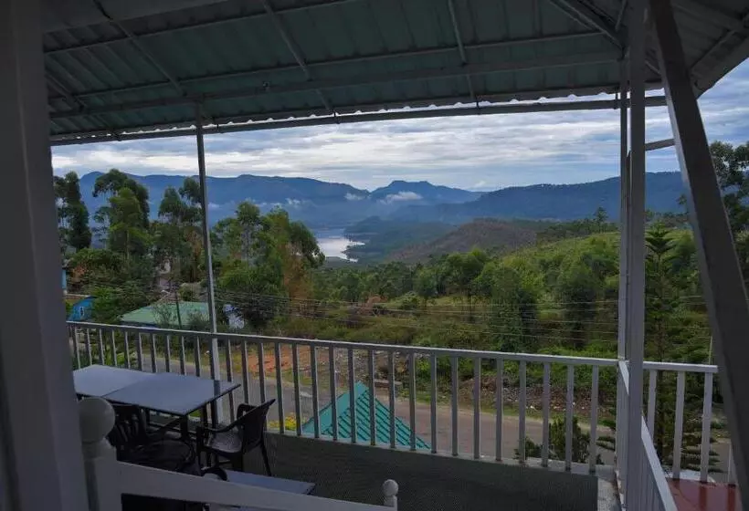 ホテル Lakezone Holiday Resort