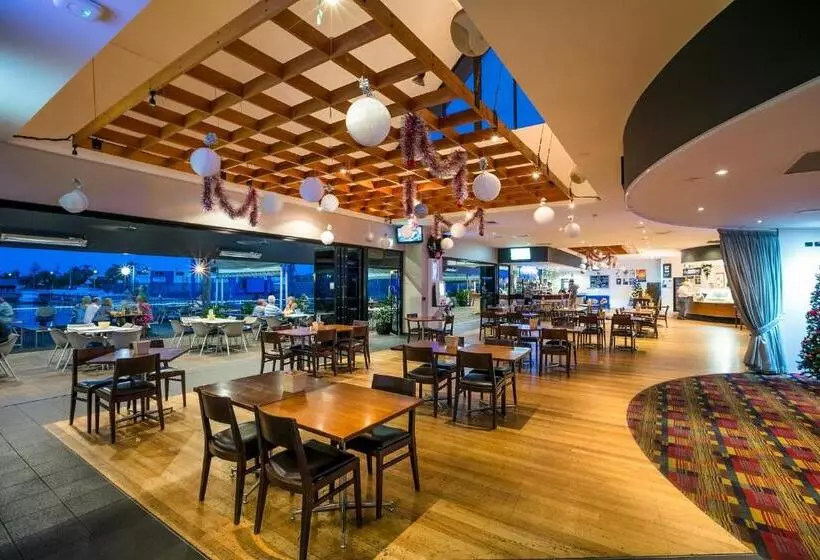 Hotel Nightcap At Kawana Waters