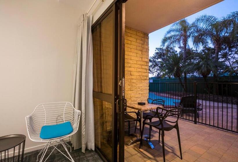 בית מלון כפרי Nightcap At Kawana Waters