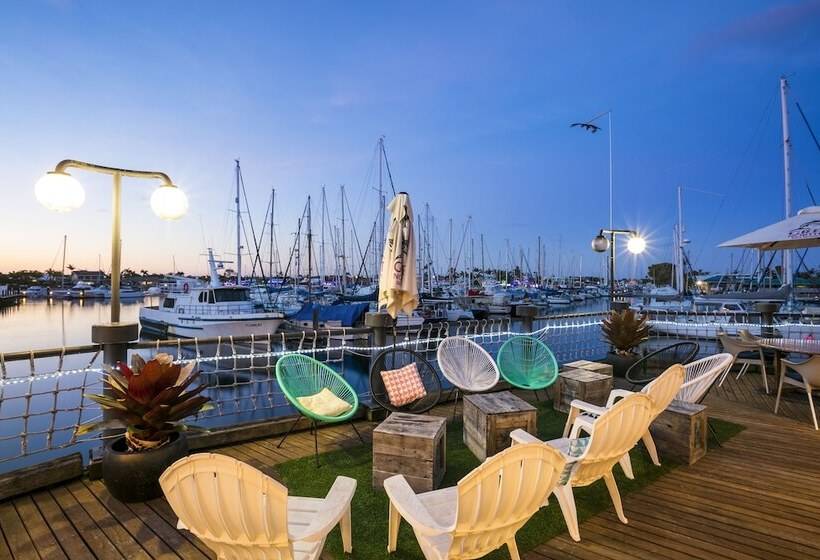 בית מלון כפרי Nightcap At Kawana Waters