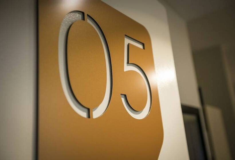 בית מלון כפרי Nightcap At Kawana Waters