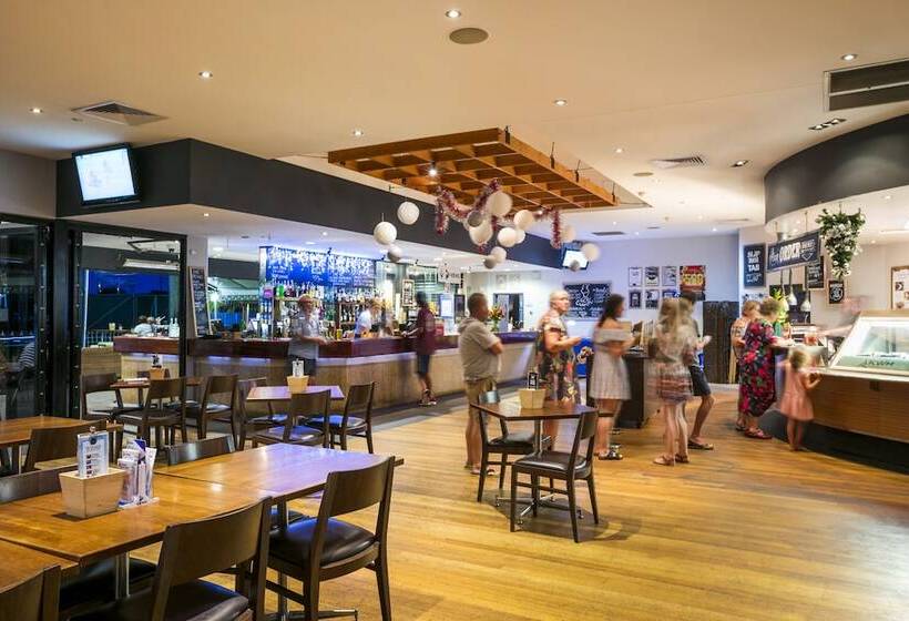 בית מלון כפרי Nightcap At Kawana Waters