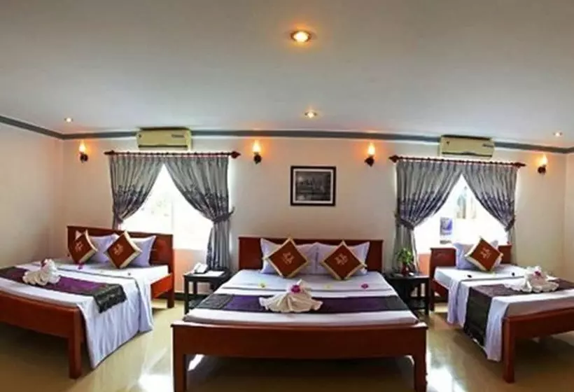 هتل Parent Heritage Angkor Villa