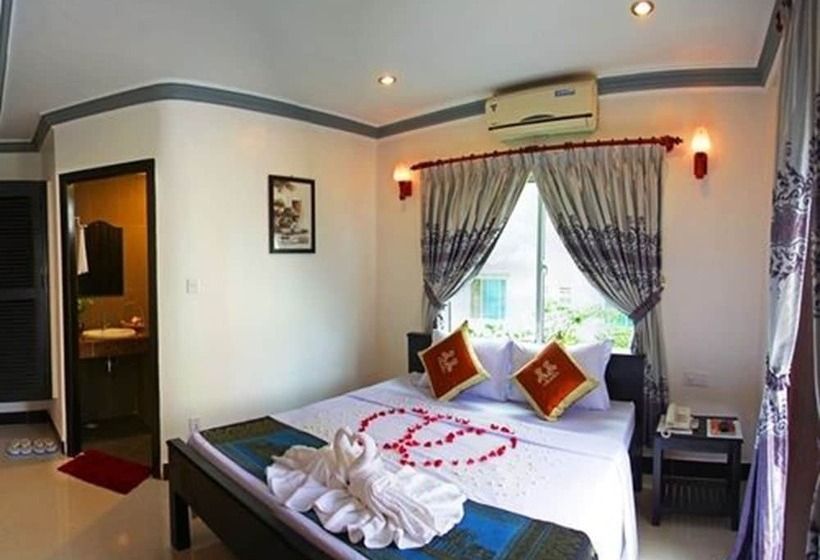 هتل Parent Heritage Angkor Villa