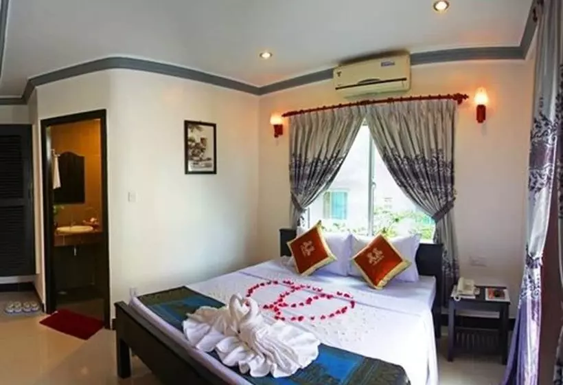 هتل Parent Heritage Angkor Villa