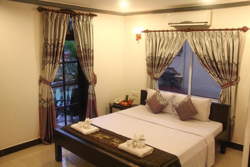 هتل Parent Heritage Angkor Villa