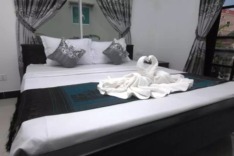 هتل Parent Heritage Angkor Villa