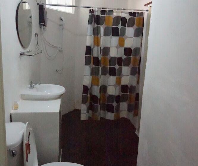 酒店 Pine Bungalow