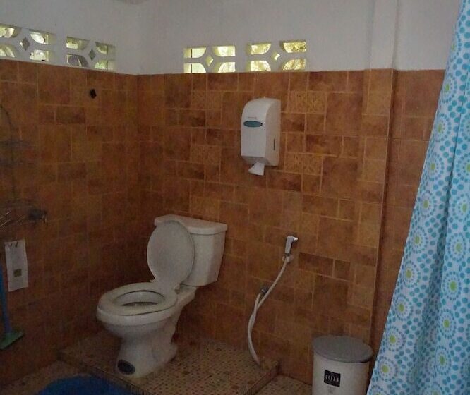 酒店 Pine Bungalow