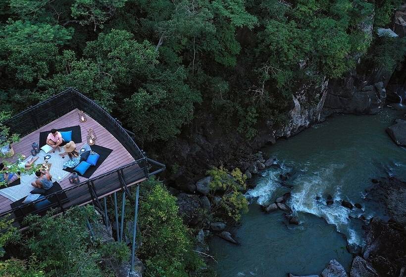 Rio Perdido Hotel & Thermal River
