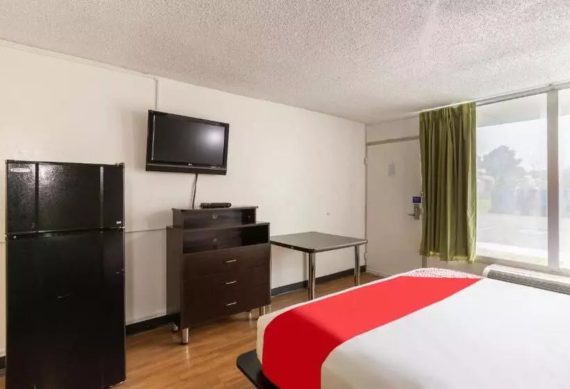 Hotelli Travelodge By Wyndham Baton Rouge East