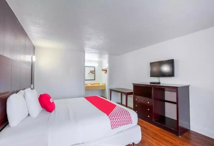 Hotelli Travelodge By Wyndham Baton Rouge East