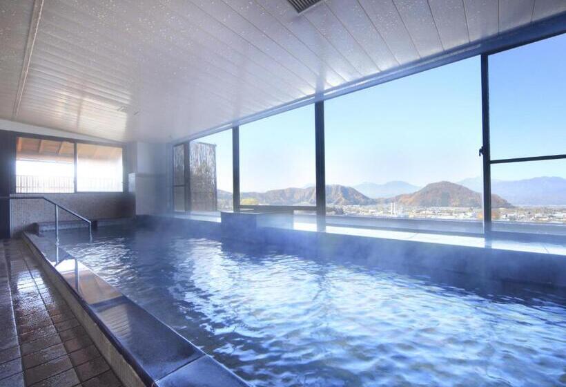 בית מלון כפרי Tsubakino