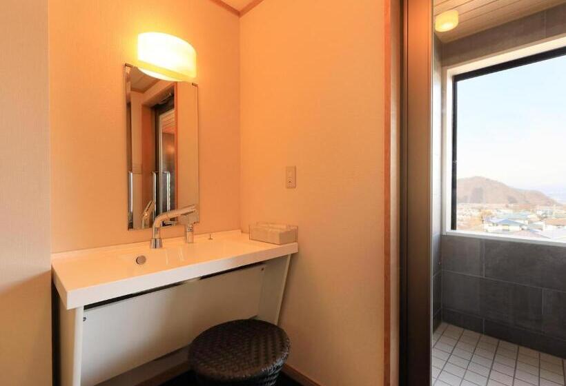 בית מלון כפרי Tsubakino