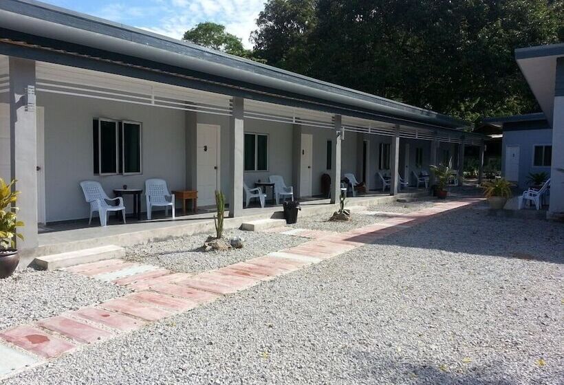 فندق على الطريق Cactus Inn