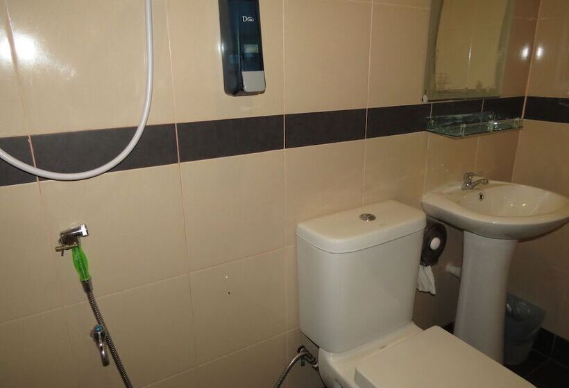 فندق على الطريق Cactus Inn