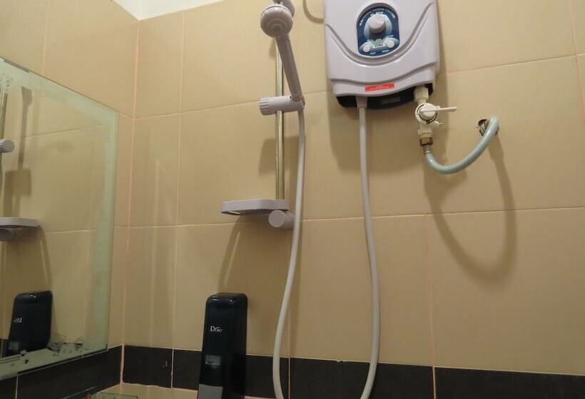 فندق على الطريق Cactus Inn