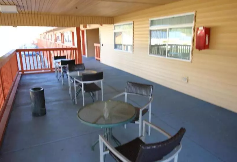 Мотель Rice Hill Inn